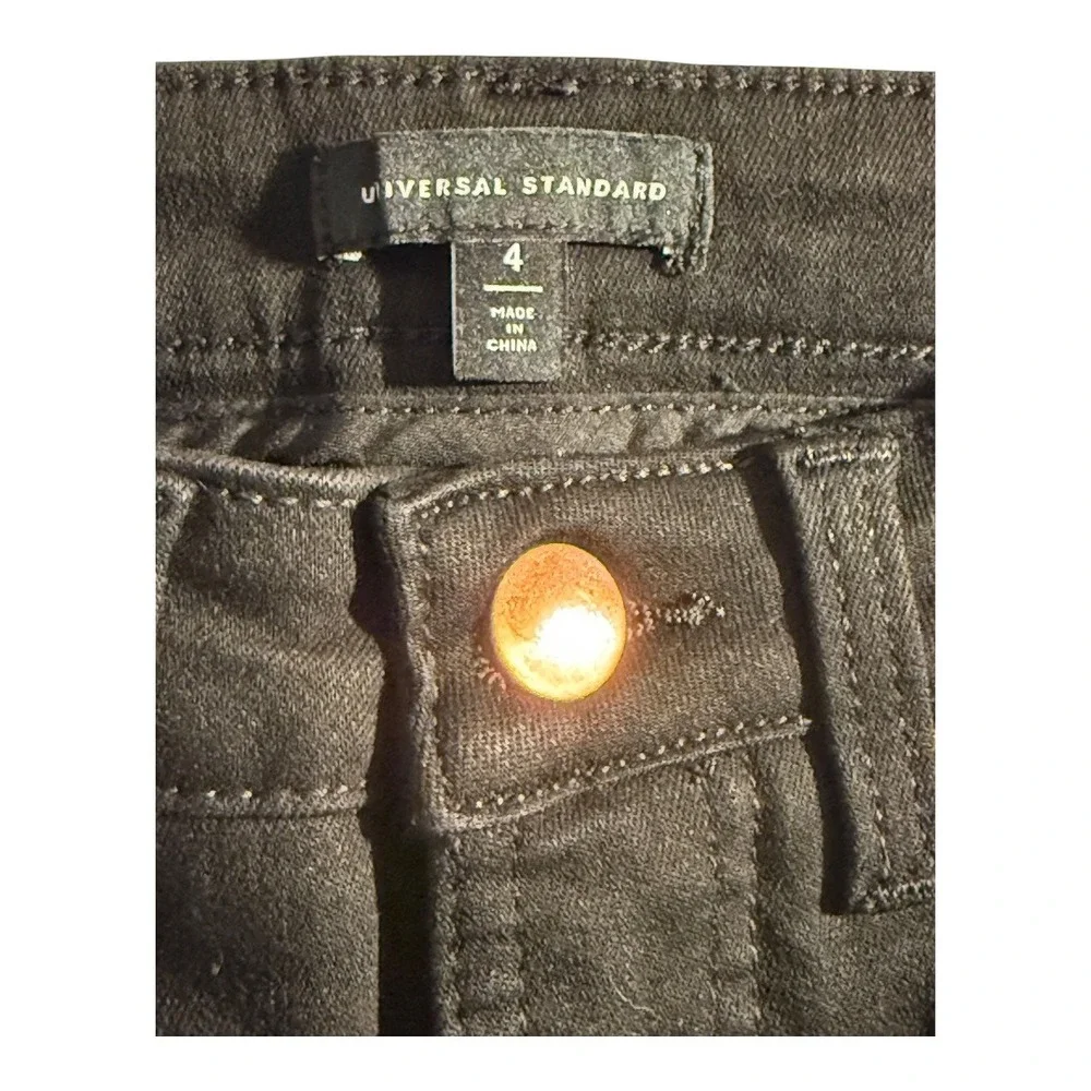 Universal Standard Black High Rise Bootcut Jeans Women's Size 4 32"‎ Inseam - Picture 3 of 8